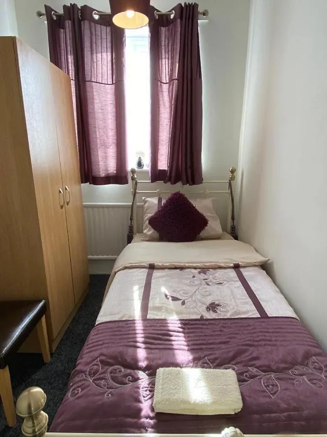 Holiday home Grace'S Home Rotherham